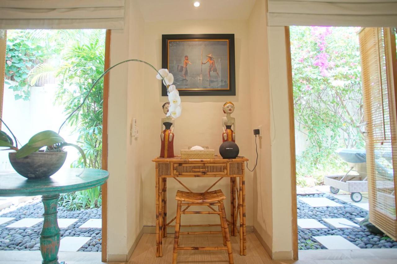 Villa Bali Asri Batubelig Seminyak Esterno foto