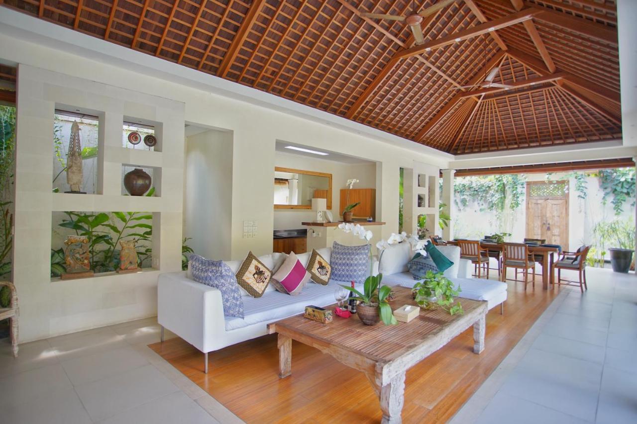 Villa Bali Asri Batubelig Seminyak Esterno foto