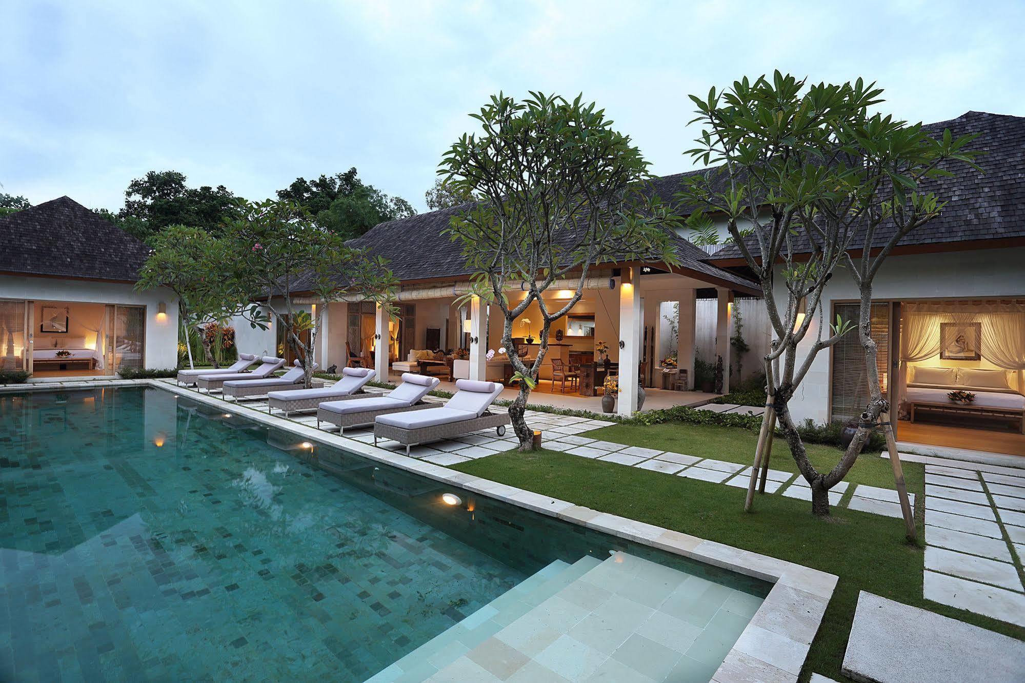Villa Bali Asri Batubelig Seminyak Esterno foto